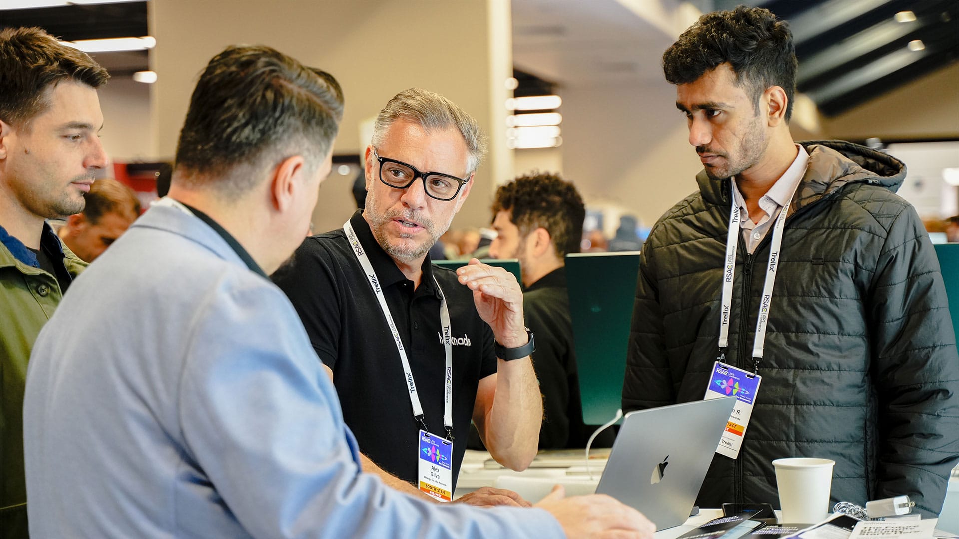 Hexnode sales executive with a customer at RSAC2025