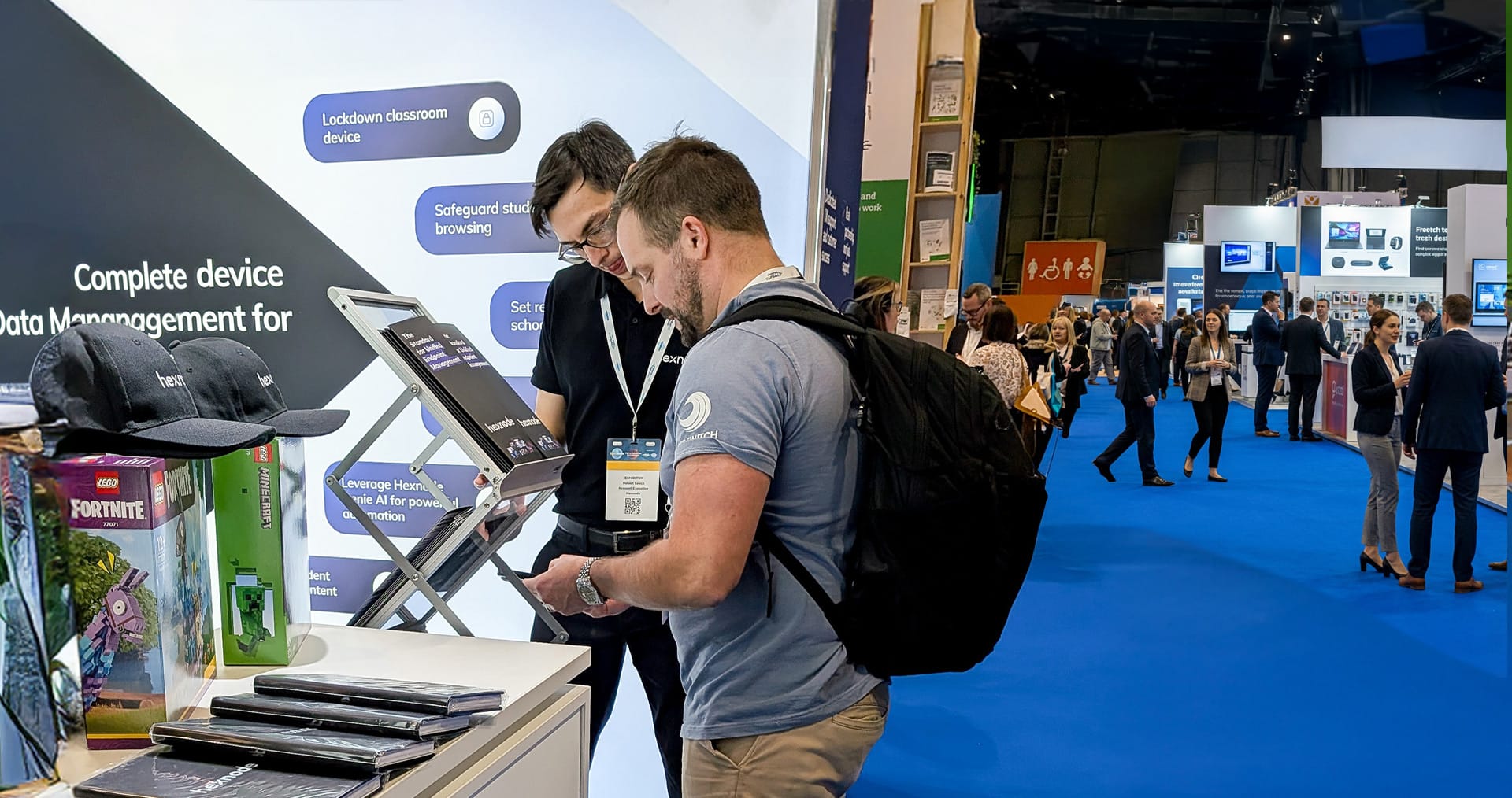 Attendees at Hexnode's stall in SAA Show 2025